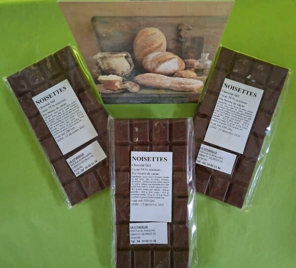 Chocolat lait noisettes