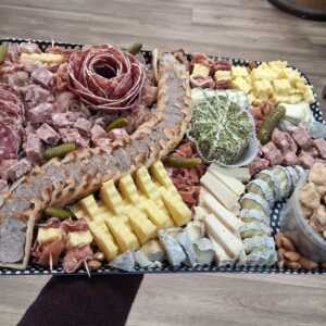 Plateau apéro fromages et charcuteries 8/10 personnes